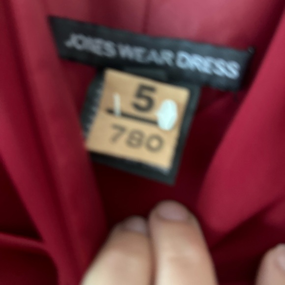 Jones Wear Dress Formal Crimson Red - Picture 4 of 4